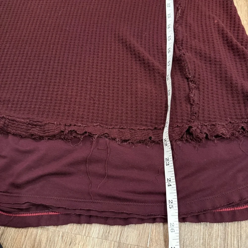 Free People We The Free Waffle Knit Tunic Women’s Med Burgundy Oversized FLAW - Picture 12 of 14